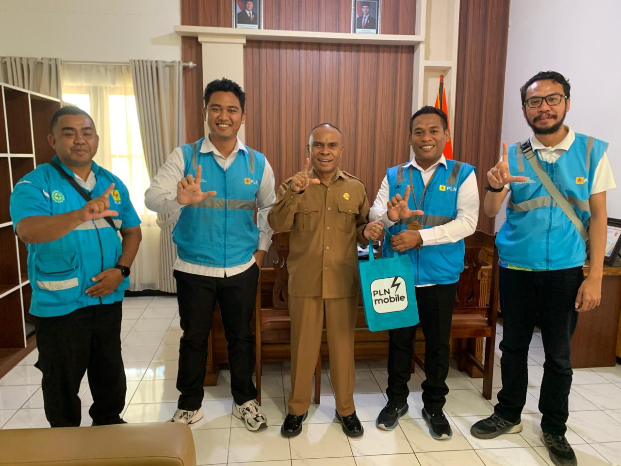 Fajar Terang di Bumi Lamaholot, PLN dan Pemkab Flores Timur Rajut Komitmen Hadirkan Listrik hingga Ujung Desa